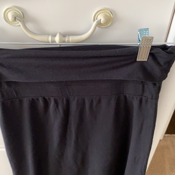 Splendid roll over elastic skirt. High low - Picture 2 of 5